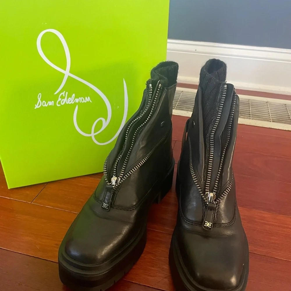 Sam Edelman Black Zip Up Boots Like New with box Size 9M - Picture 4 of 11